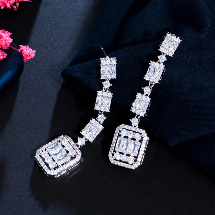 أقراط طويلة متدلية من الزركونيا Medium Long Zirconia Earrings