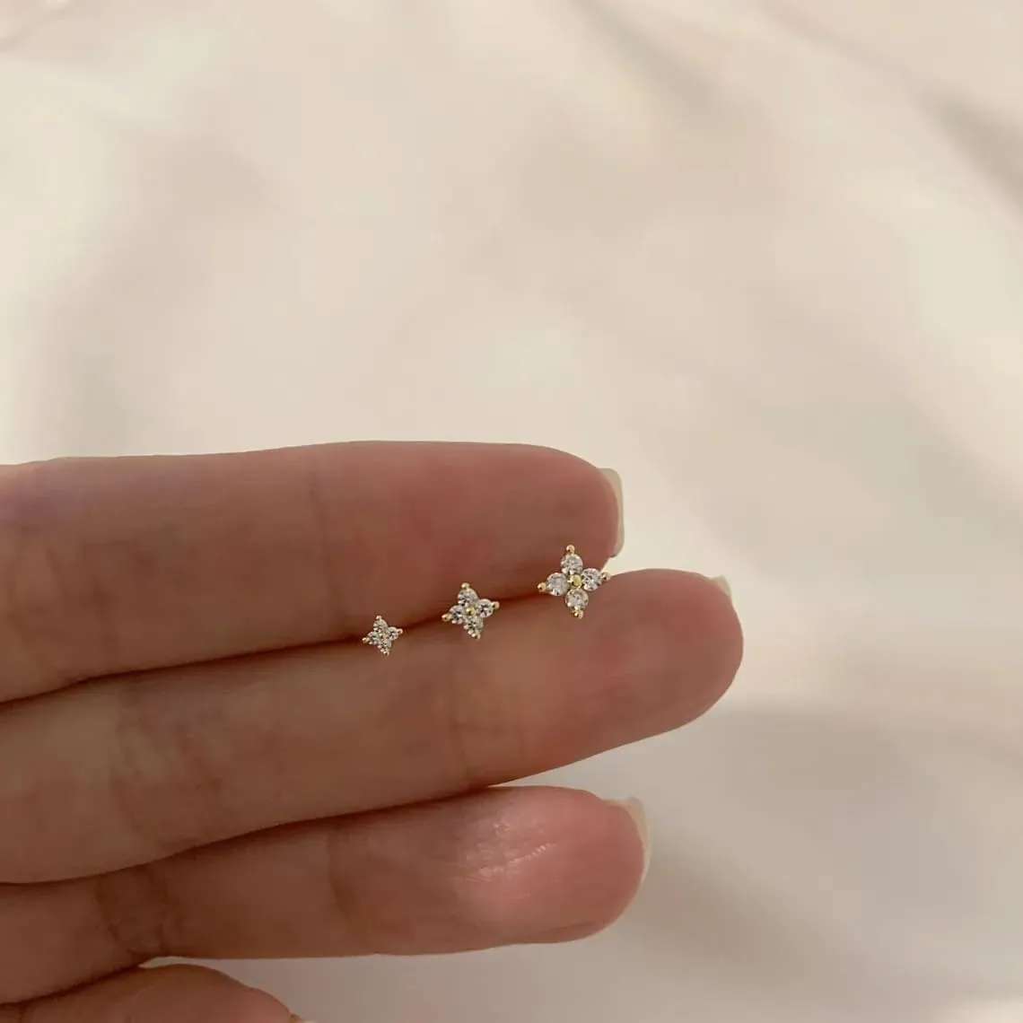 20G/18G/16G Threadless Flat Back Earrings Tiny Nose Stud, Cartilage Tragus Helix Stud Conch Piercing Jewelry