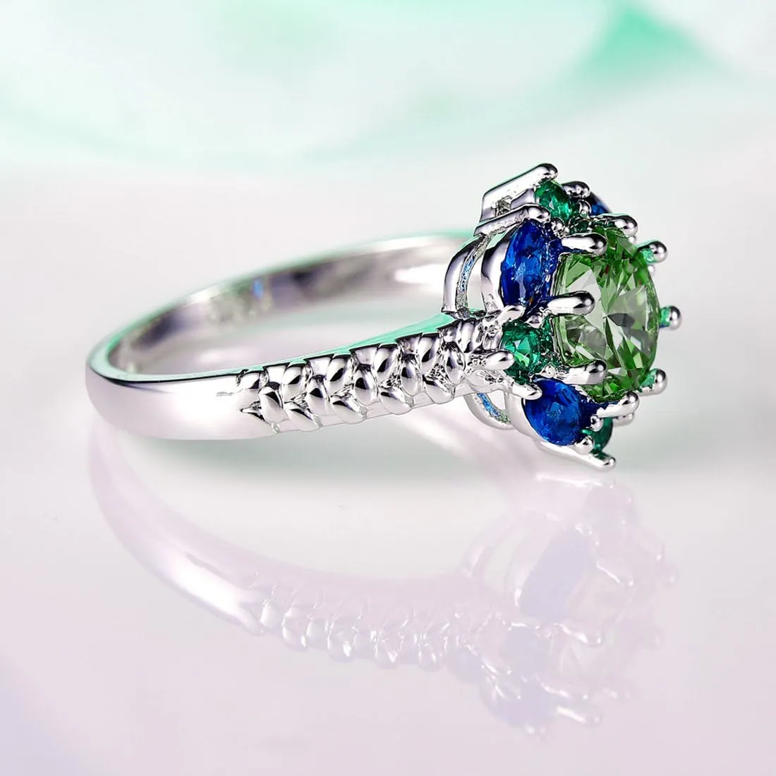925 Sterling Silver Plated Green Amethyst Ring Flower Shaped Band