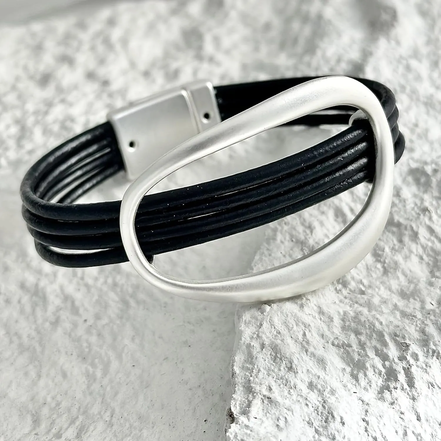 Bracelets for Women Leather Bracelet Multi-Layer Rope Wrap Bangle 14k Gold Plated Cirle Hollow Tube Boho Cuff Bangle Bracelets for Women Gift