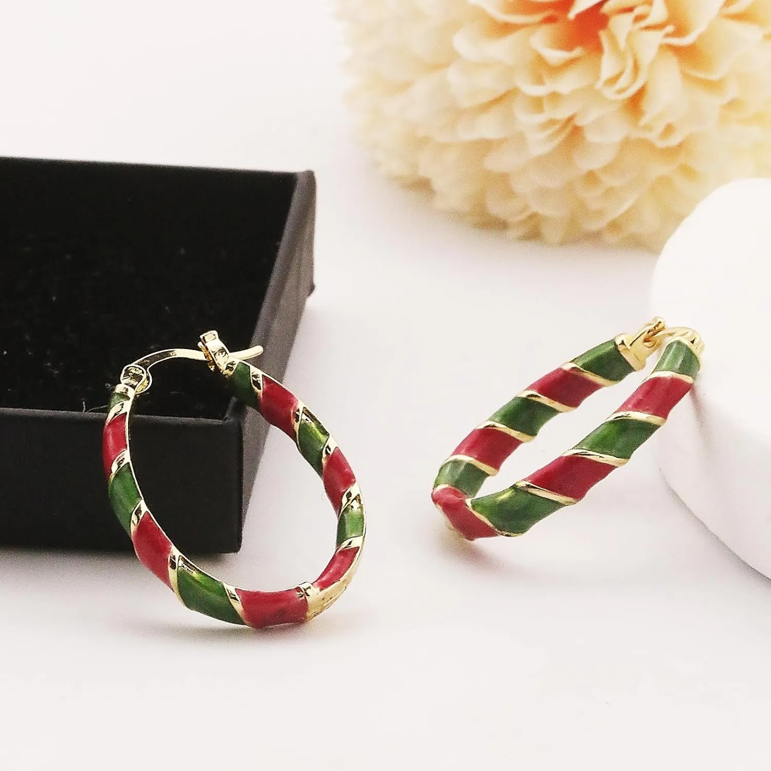 Christmas Hoop Earrings for Women Dainty Enamel Hoop Stud Earring Gold Silver Twist Hoop Christmas Earring Chunky Hoop Earrings Xmas Fashion Jewelry