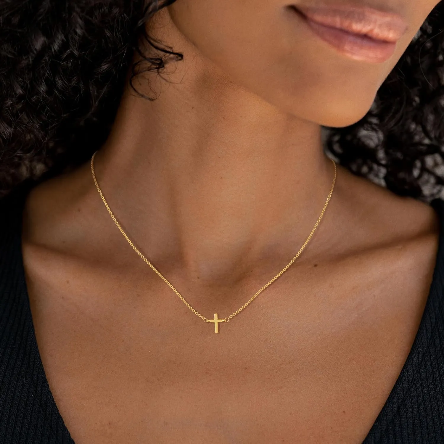Cross Necklace for Women, 14K Gold Plated Cross Pendant Necklace Dainty Cross Charm Link Chain Choker Faith Jewelry Religious Gifts