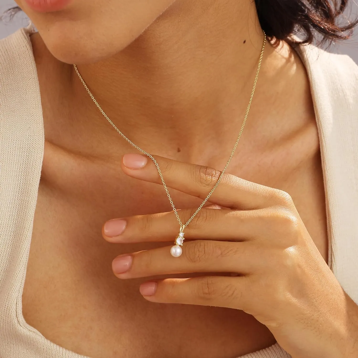 Ewrkbr Gold Necklace for Women, 14k Gold Plated Layered Cubic Zirconia Necklaces Dainty Gold Pendant Simple Layered Gold Necklaces for Women Trendy Small CZ Pearl Necklace Gold Jewelry for Women