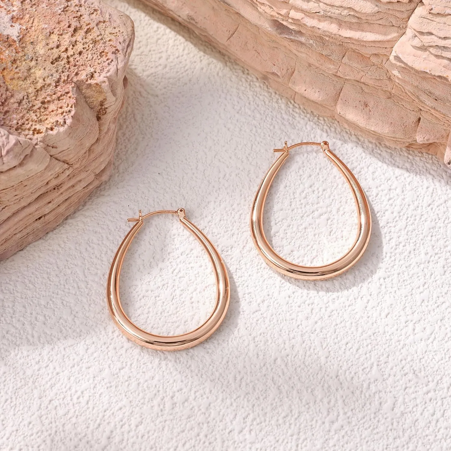 Gacimy Gold Chunky Hoop Earrings for Women, 14K Gold Plated Oval Hoop Earrings with 925 Sterling Silver Post