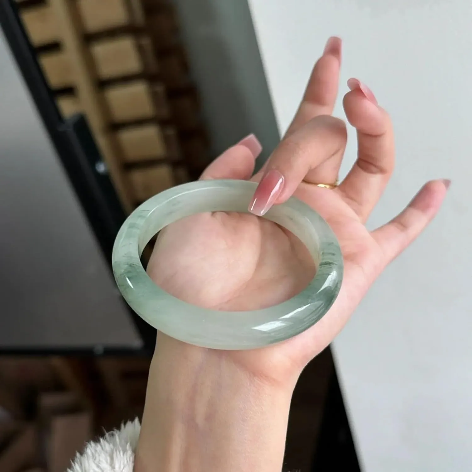 Golden Silk Jade Jade Flat Bead Bracelet for Women Bangle, Retro Turquoise Design, Excellent for a Friend's Gift