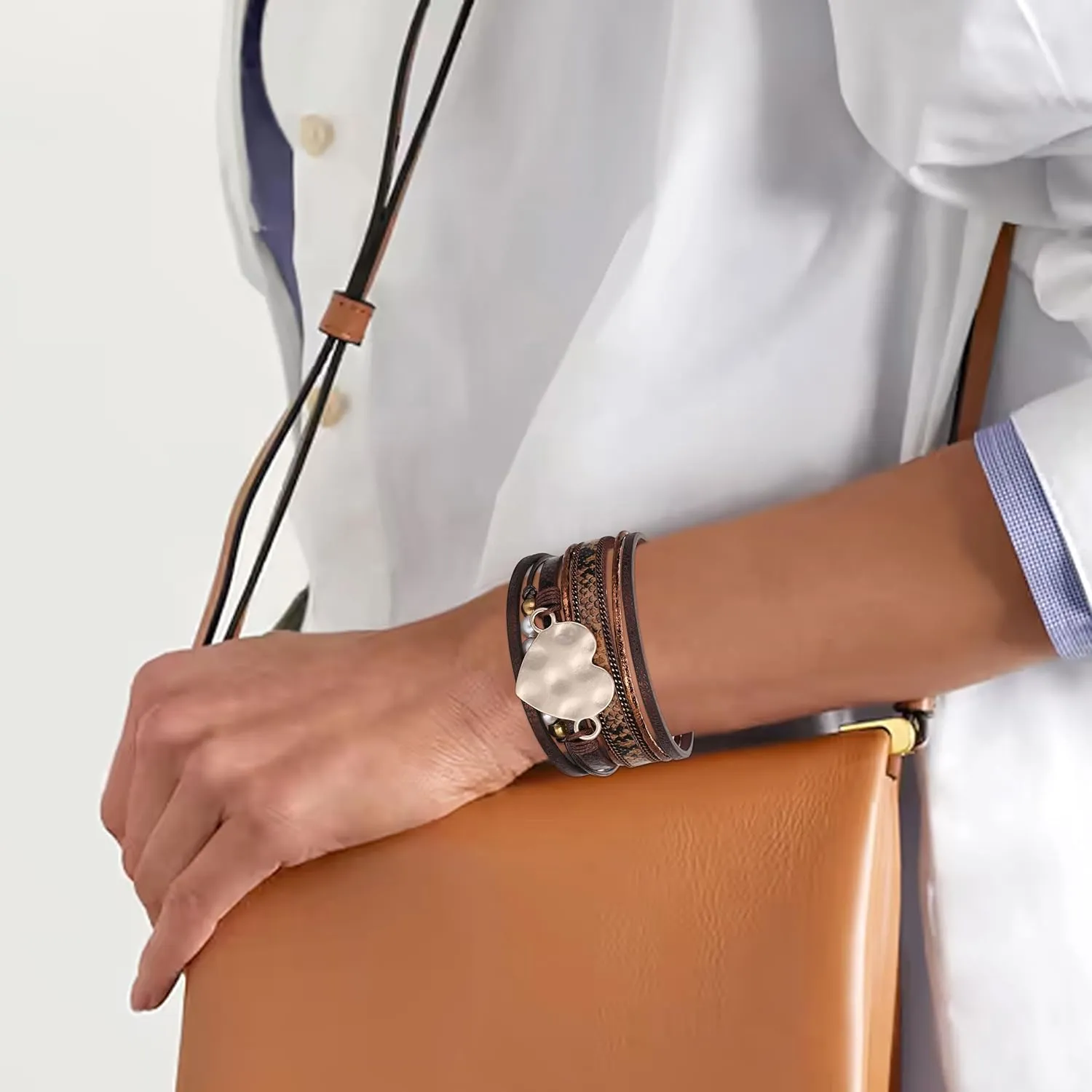 Long tiantian Boho Leather Wrap Bracelets for Women Heart Leather Bracelet Western Dress Accessories Stackable Cuff Bangles Bracelets for Women Trendy 2025
