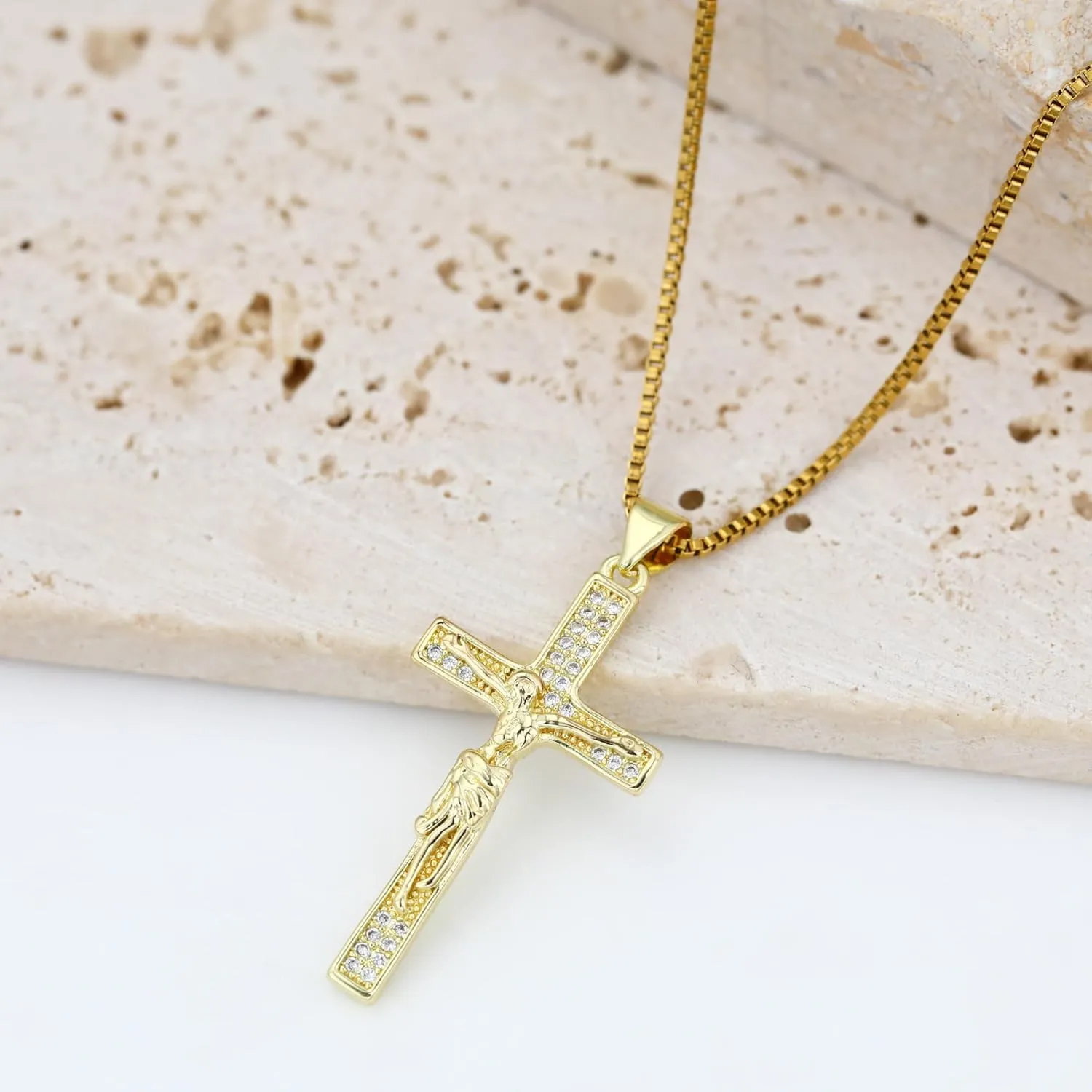 MISS RIGHT Cross Necklace, 18K Gold Silver Plated Cubic Zirconia Cross Necklace for Women | Cross Faith Pendant Necklaces Trendy Stainless Steel Minimalist Jewelry Gifts Gold Mens Cross Necklaces