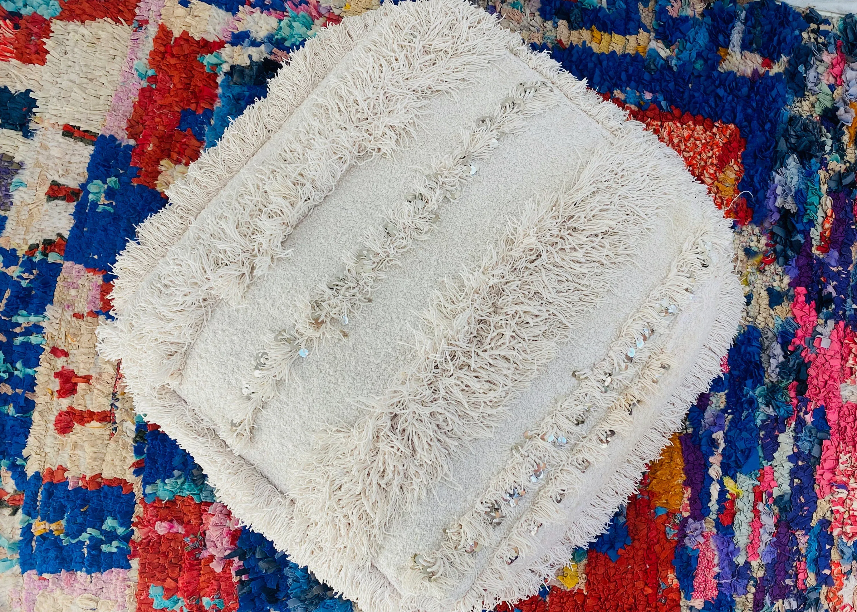 Moroccan Pouf/Floor Pillow. Handira Wedding Blanket. Cotton. Spectacular! 0103