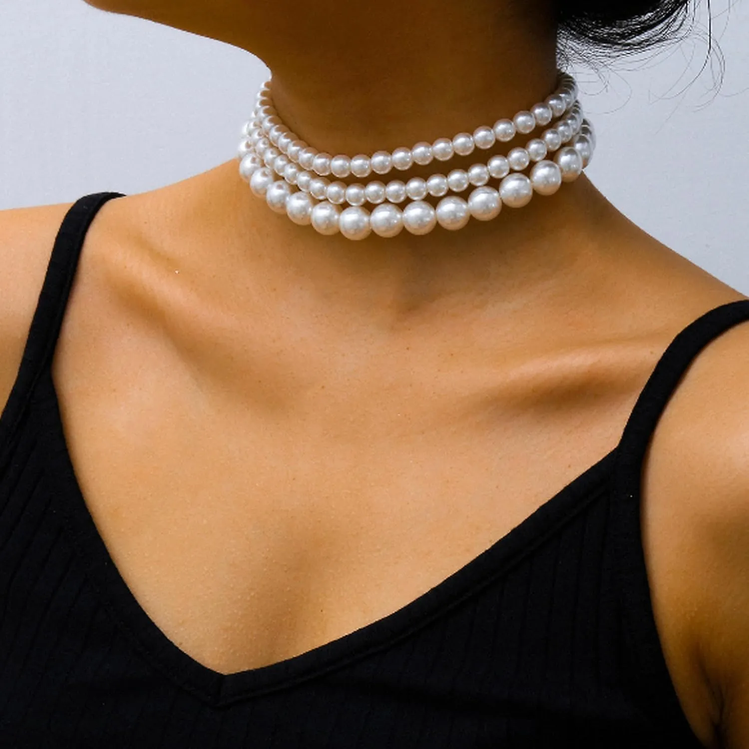 Pearl Choker Necklaces for Women Pearl Layered Fashion Chunky Thick Clavicle Necklace Wedding Bride Jewelry Gifts