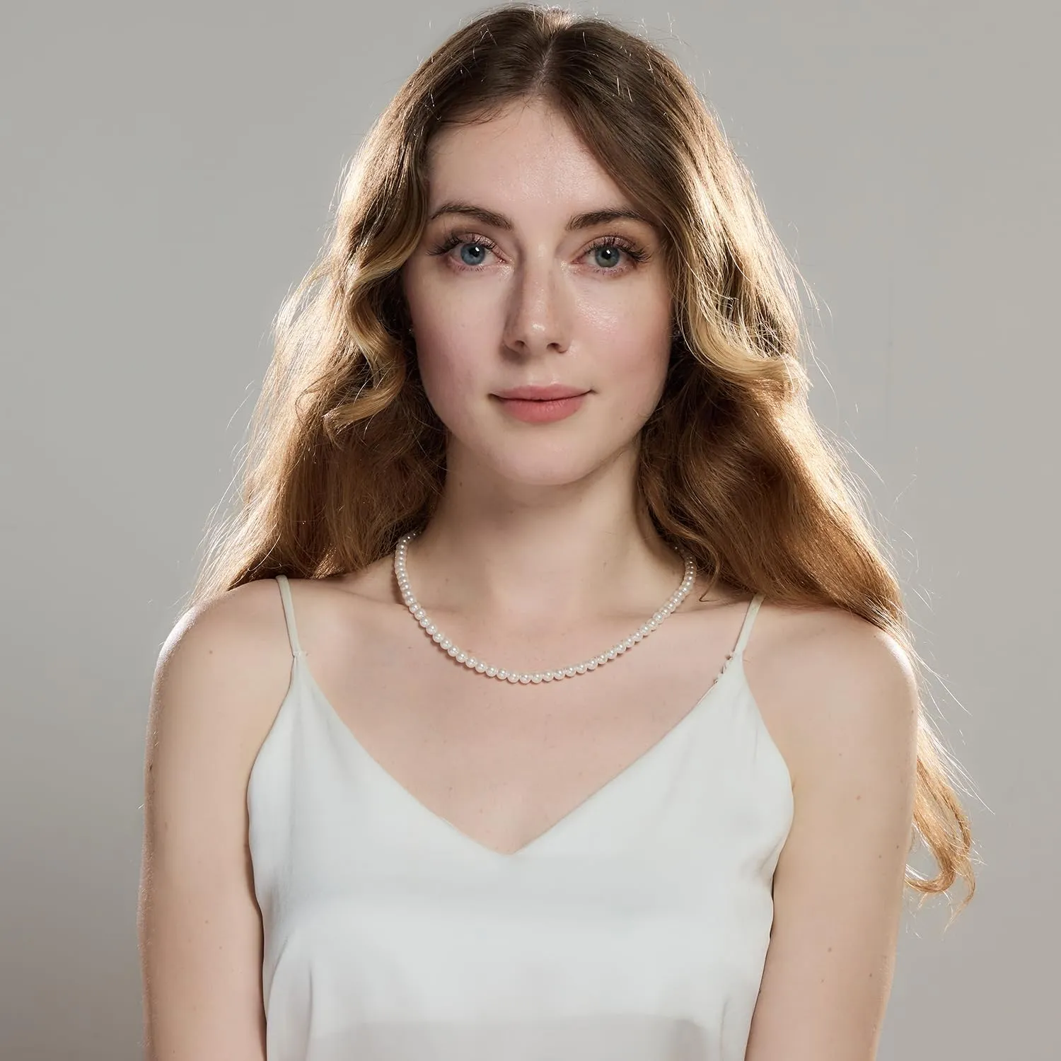 Pearl Necklace for Women - Dainty Round Imitation Pearl Choker necklaces for women
