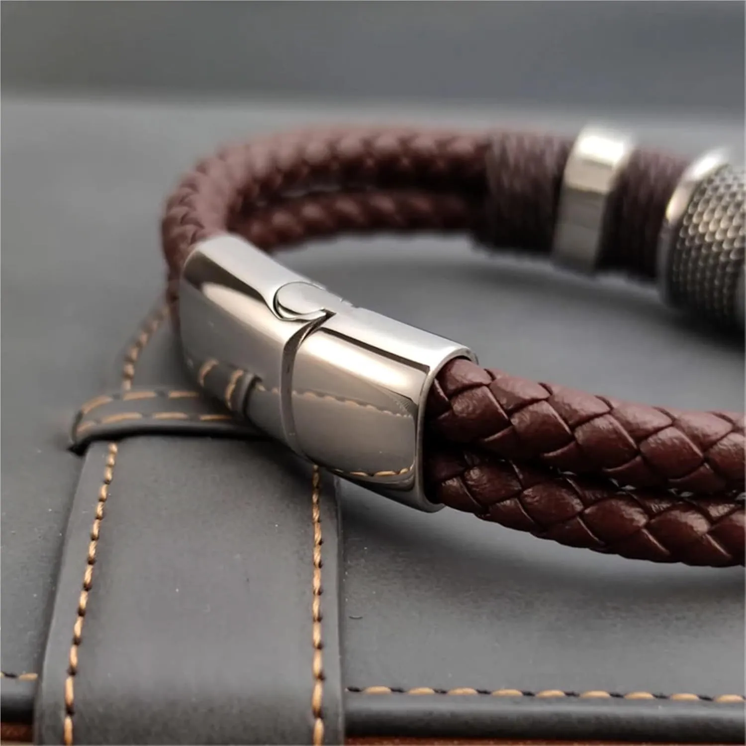 Vintage Multilayer Brown Leather Stainless Steel Men Bracelet Bead Bracelet Jewelry Male Wrist Bangle